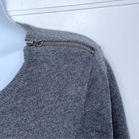 HALOGEN Valentines LOVE Sweater Gray Red Graphic Cotton Blend - Picture 5 of 10